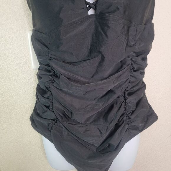 Torrid Slim Fix Wireless Lattice Front One Piece Swimsuit Black 3 3x - Picture 6 of 10